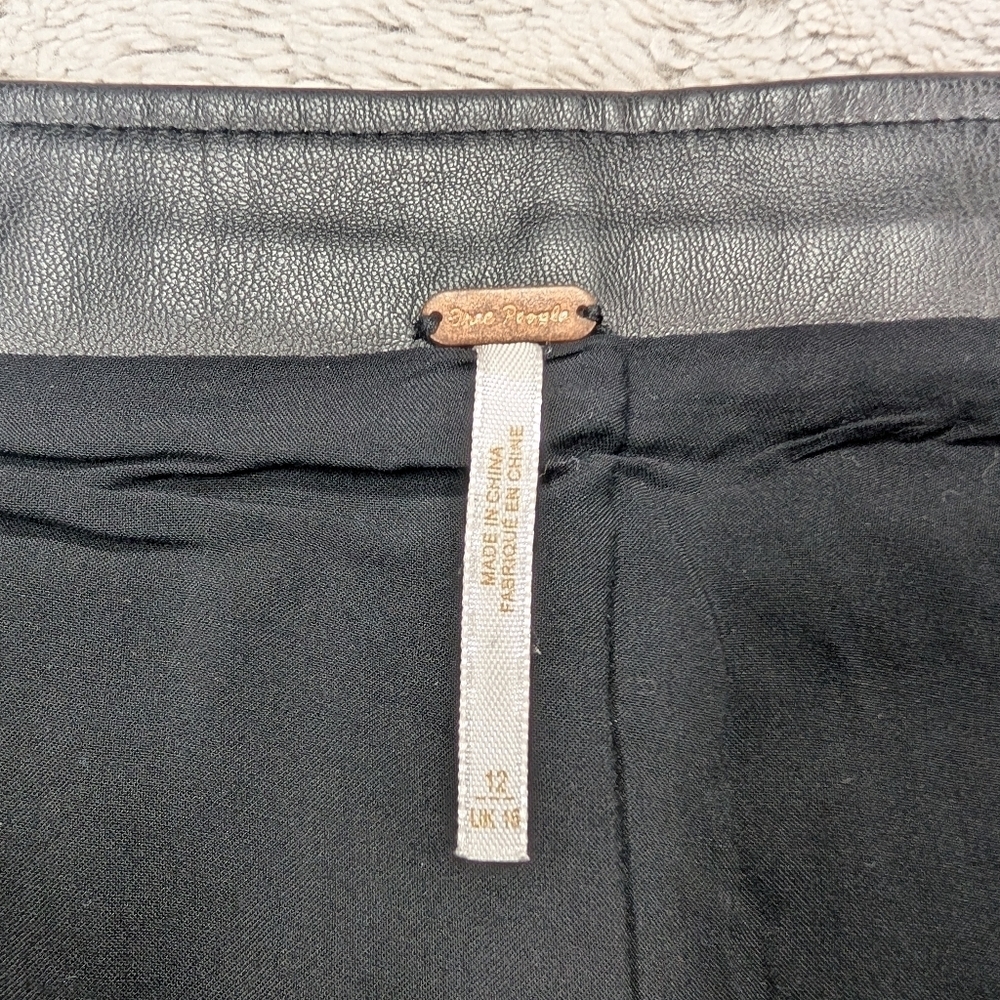 Free People Skirt Womens 12 Black Maya Mod Vegan Leather Mini Moto Front Zip - Picture 3 of 7
